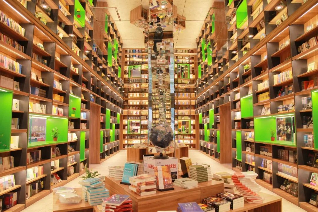 招聘|大(dà)衆書(shū)局拍了拍你,快來和我(wǒ)(wǒ)們一(yī)起乘風破浪! 招聘|大(dà)衆書(shū)局拍了拍你,快來和我(wǒ)(wǒ)們一(yī)起乘風破浪!